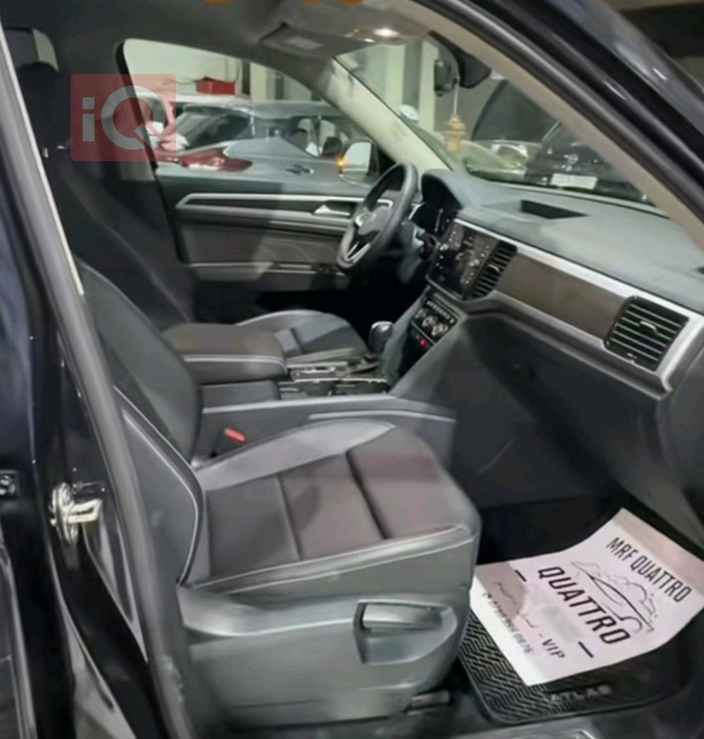 ڤۆڵکسواگن ئەتلەس